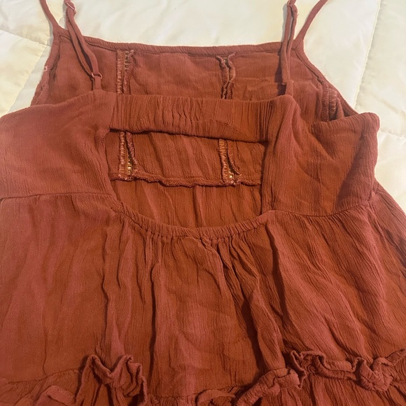 Billa 77 boho sundress embroidered top back has a keyhole cutout. Size large - Picture 6 of 7